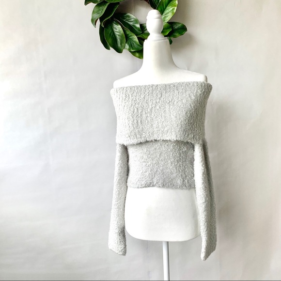 Urban Outfitters Sweaters - NWT UO Off the Shoulder Cropped Sweater